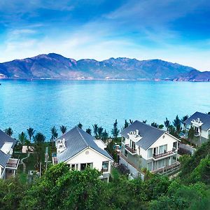 Khu nghỉ dưỡng Hòn Tằm (tên trước đây Khu nghỉ dưỡng Merperle Hòn Tằm)